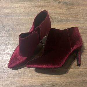 Velvet style booties